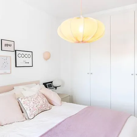 Charming Apartment *