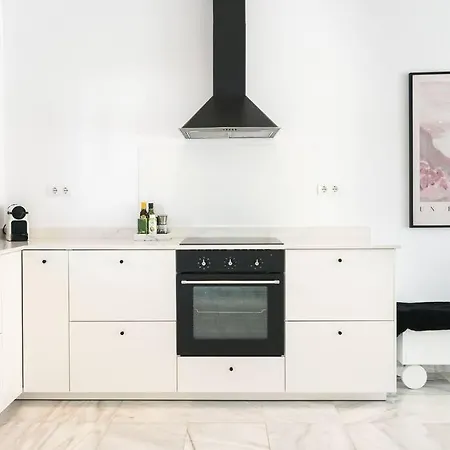 Charming Apartment *