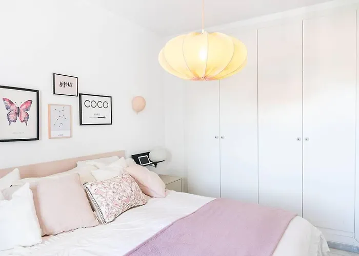 Charming Apartment *